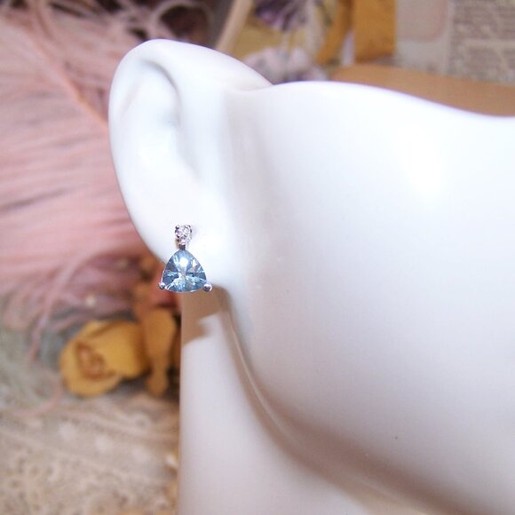 Vintage 14K Gold 1.12CT TW Diamond Blue Quartz Stud Earrings - Posts with Nuts - Picture 4 of 8